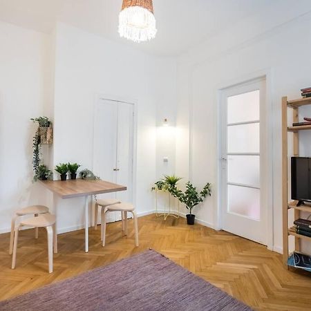 Downtown Cozy Apartment Old Town Букурещ Екстериор снимка