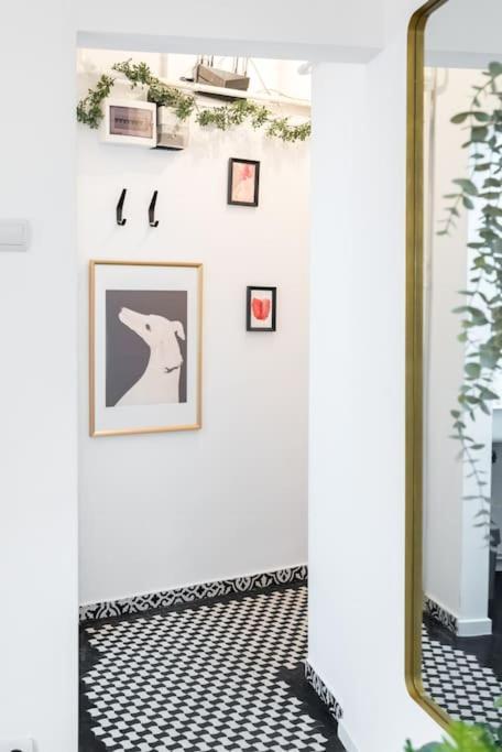 Downtown Cozy Apartment Old Town Букурещ Екстериор снимка