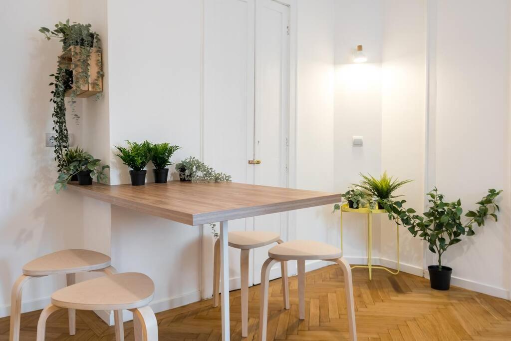 Downtown Cozy Apartment Old Town Букурещ Екстериор снимка
